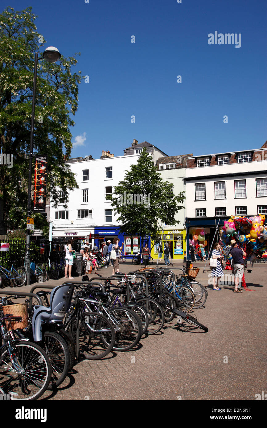 Afficher le long de St Andrews vers Market street street cambridge uk Banque D'Images