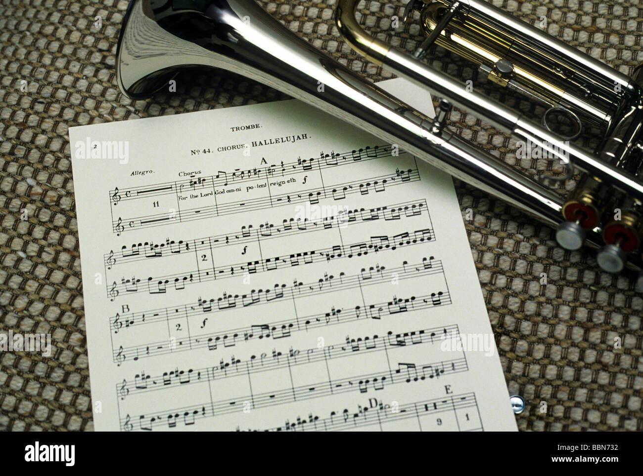 Trompette en laiton art musique mélodie son instrument d'harmonie Photo  Stock - Alamy