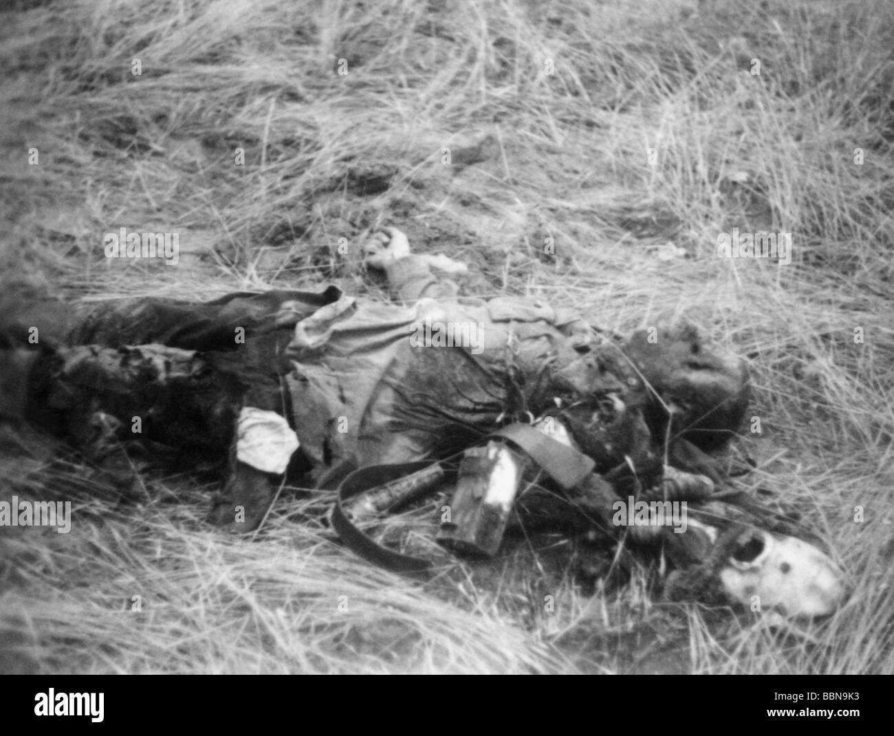 Événements, seconde Guerre mondiale / seconde Guerre mondiale, Russie, soldats tombés / corps morts, soldat soviétique déchu, juillet 1941, Banque D'Images