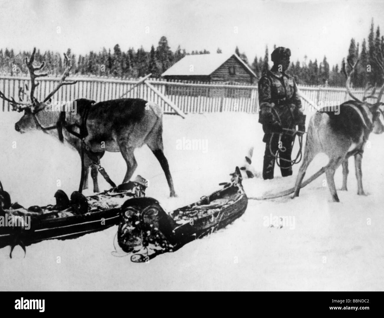 Événements, seconde Guerre mondiale / seconde Guerre mondiale, Finlande, Laponie, soldats avec traîneaux, 1942, Banque D'Images