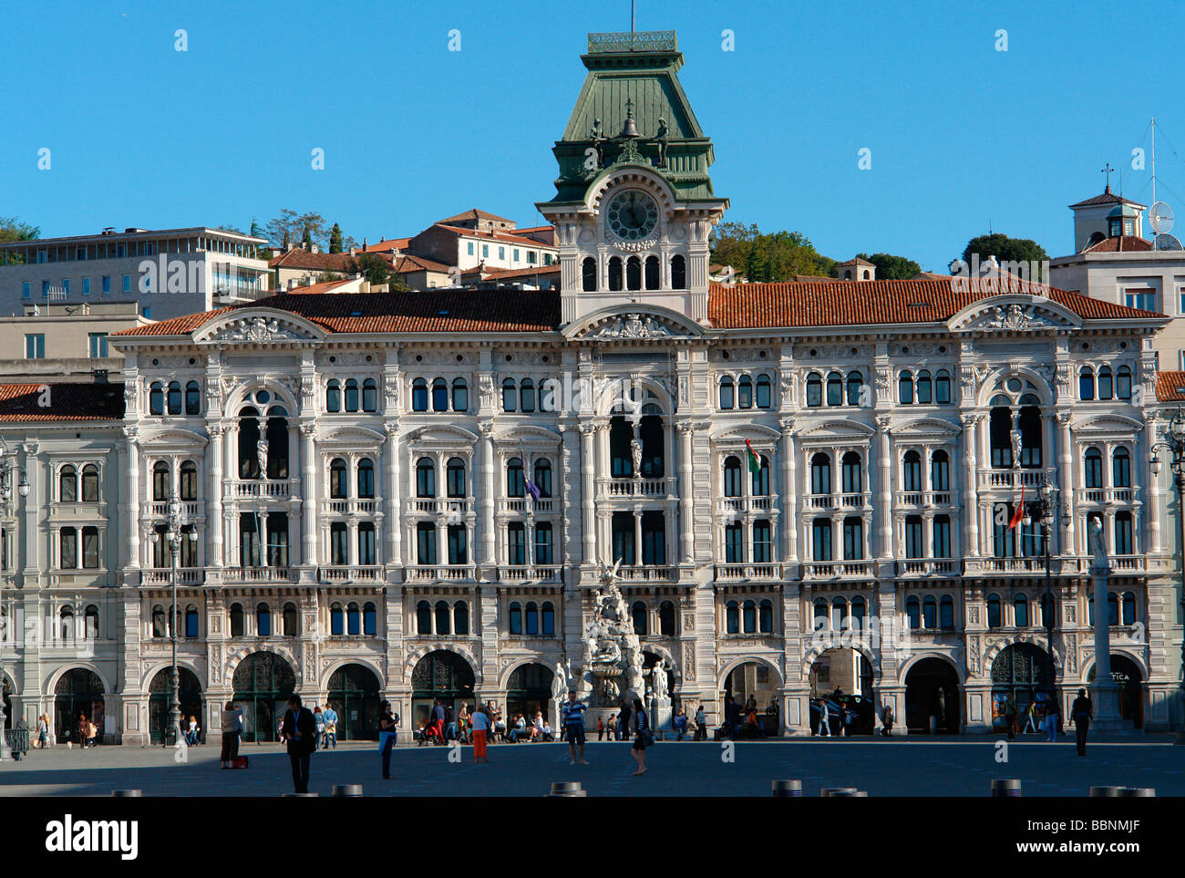 Géographie / voyages, Italie, Trieste, l'hôtel de ville sur la Piazza dell'Unità d'Italia, vue extérieure, Additional-Rights Clearance-Info-Not-Available- Banque D'Images