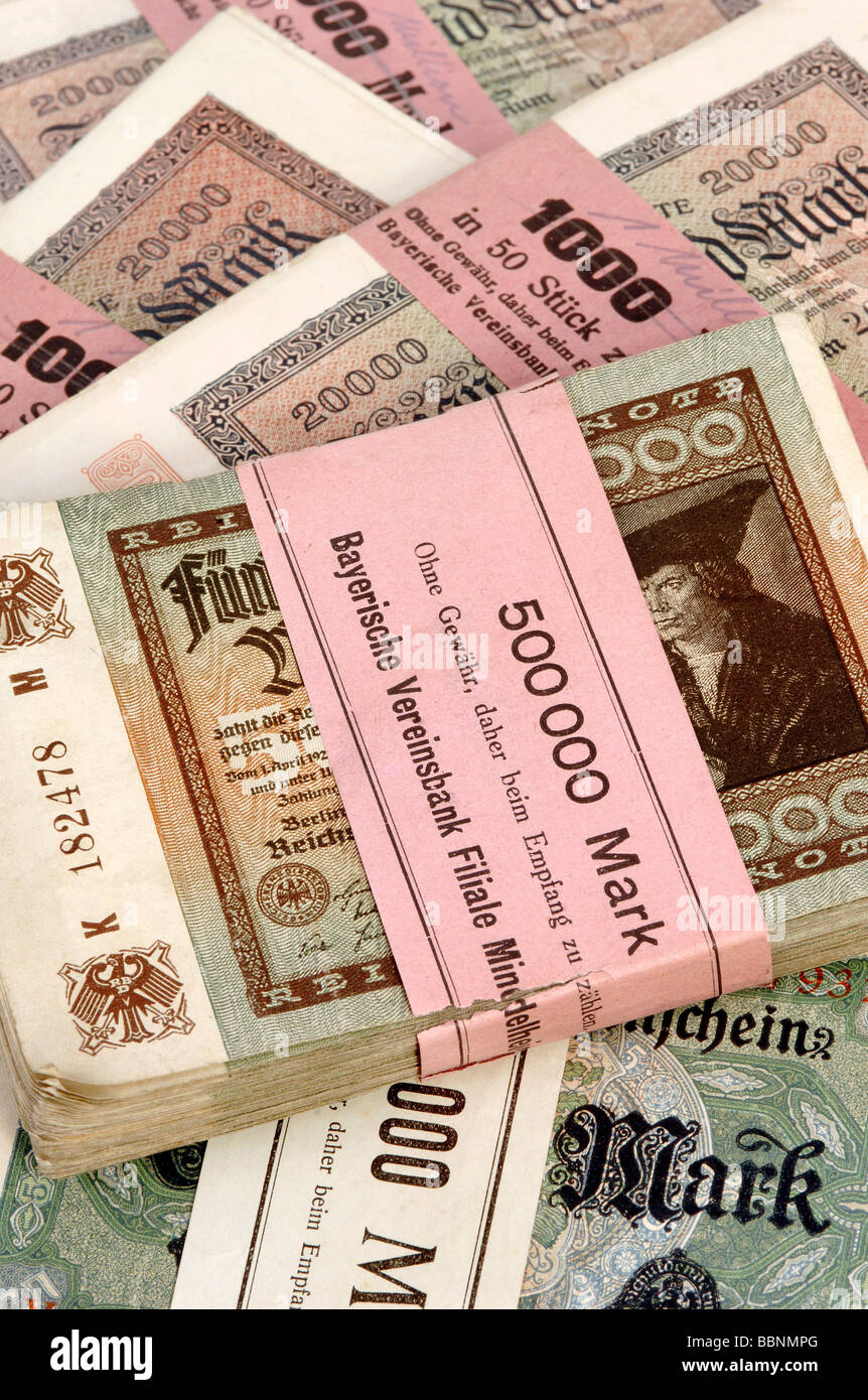 Argent, billets de banque, monnaie d'inflation, Allemagne, décembre 1922 à février 1923, Banque D'Images