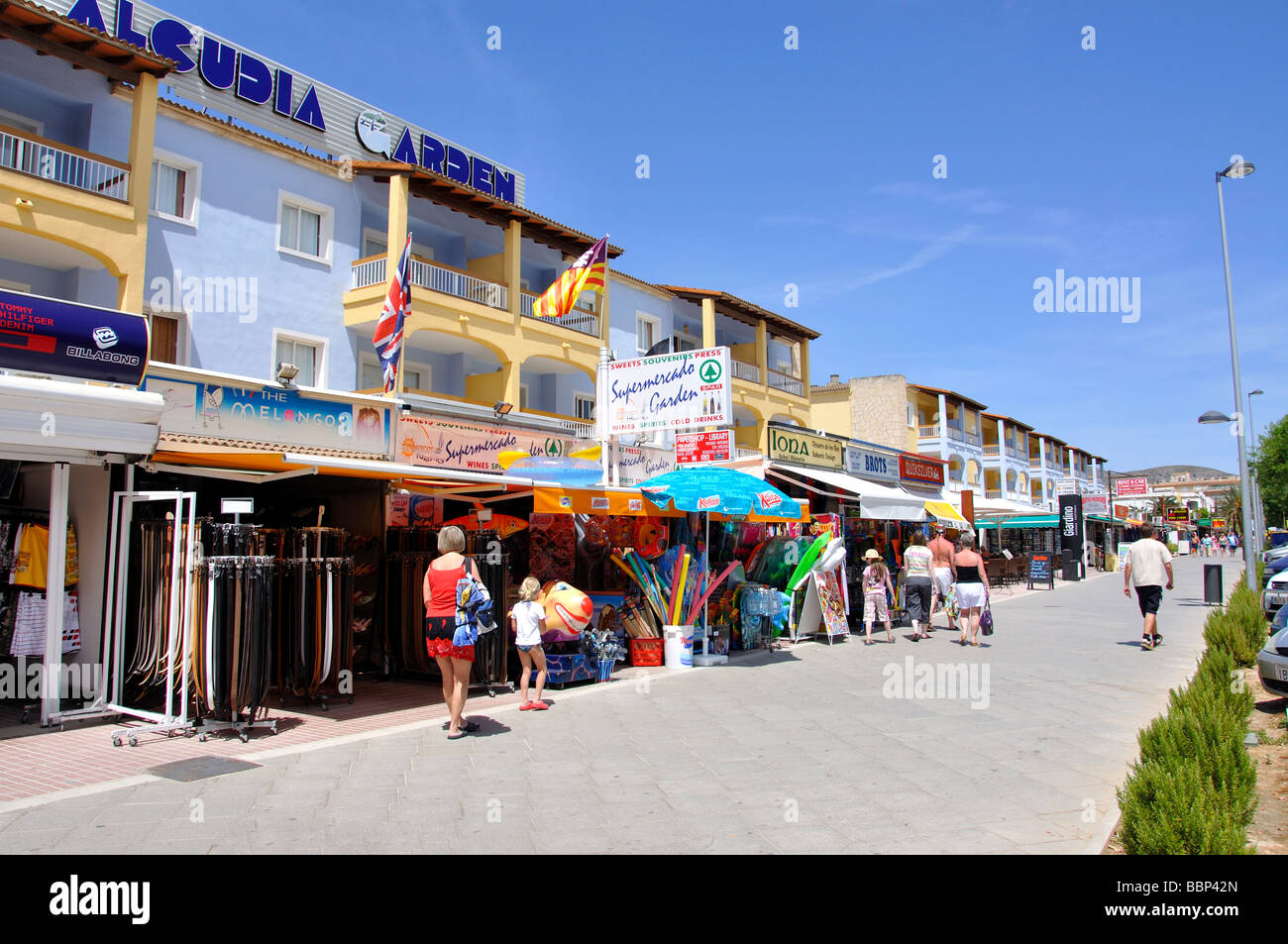 Promenade shops, Port d'Alcudia, Mallorca Alcudia, municipalité, Îles Baléares, Espagne Banque D'Images