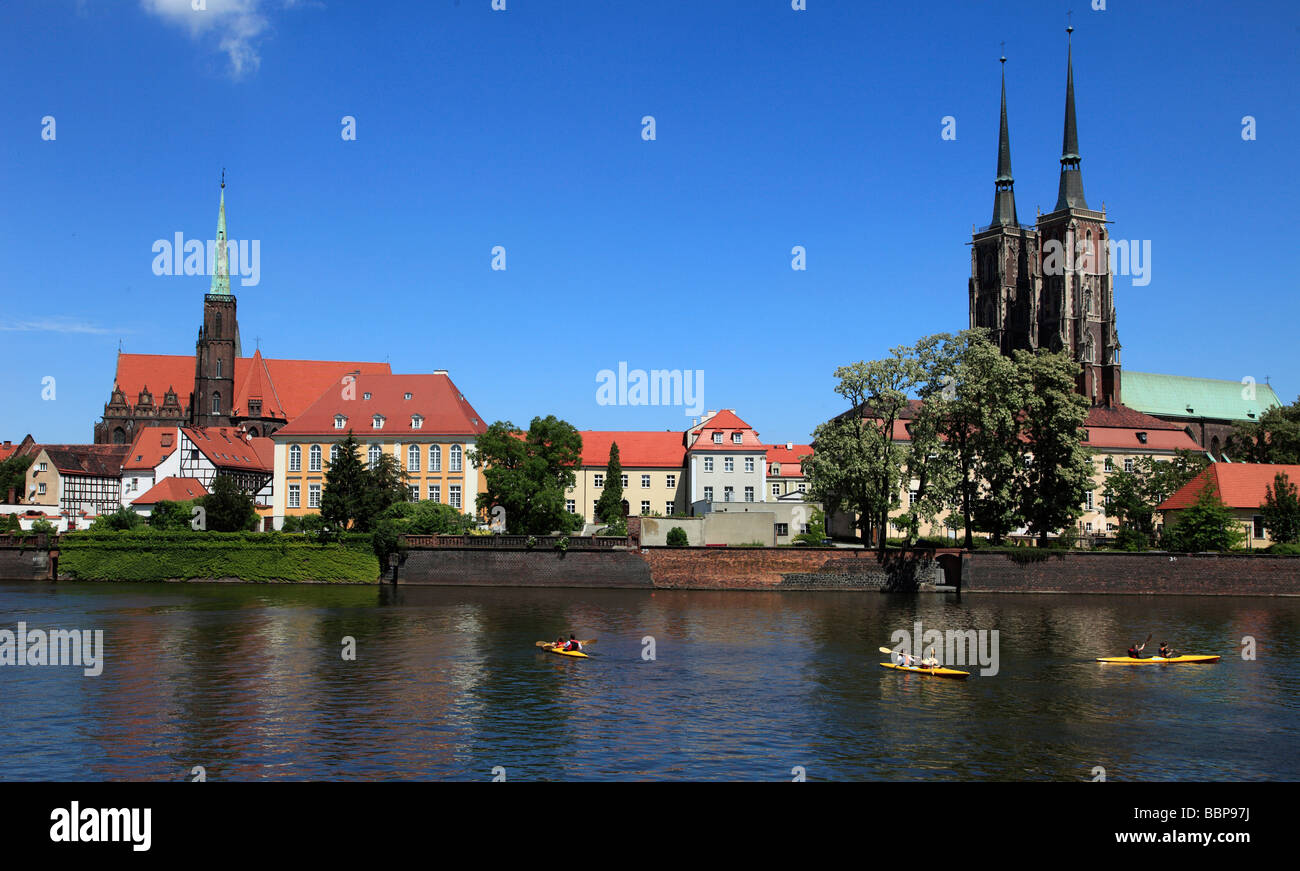 L'île de la cathédrale de Wroclaw Pologne skyline Oder bateaux Banque D'Images