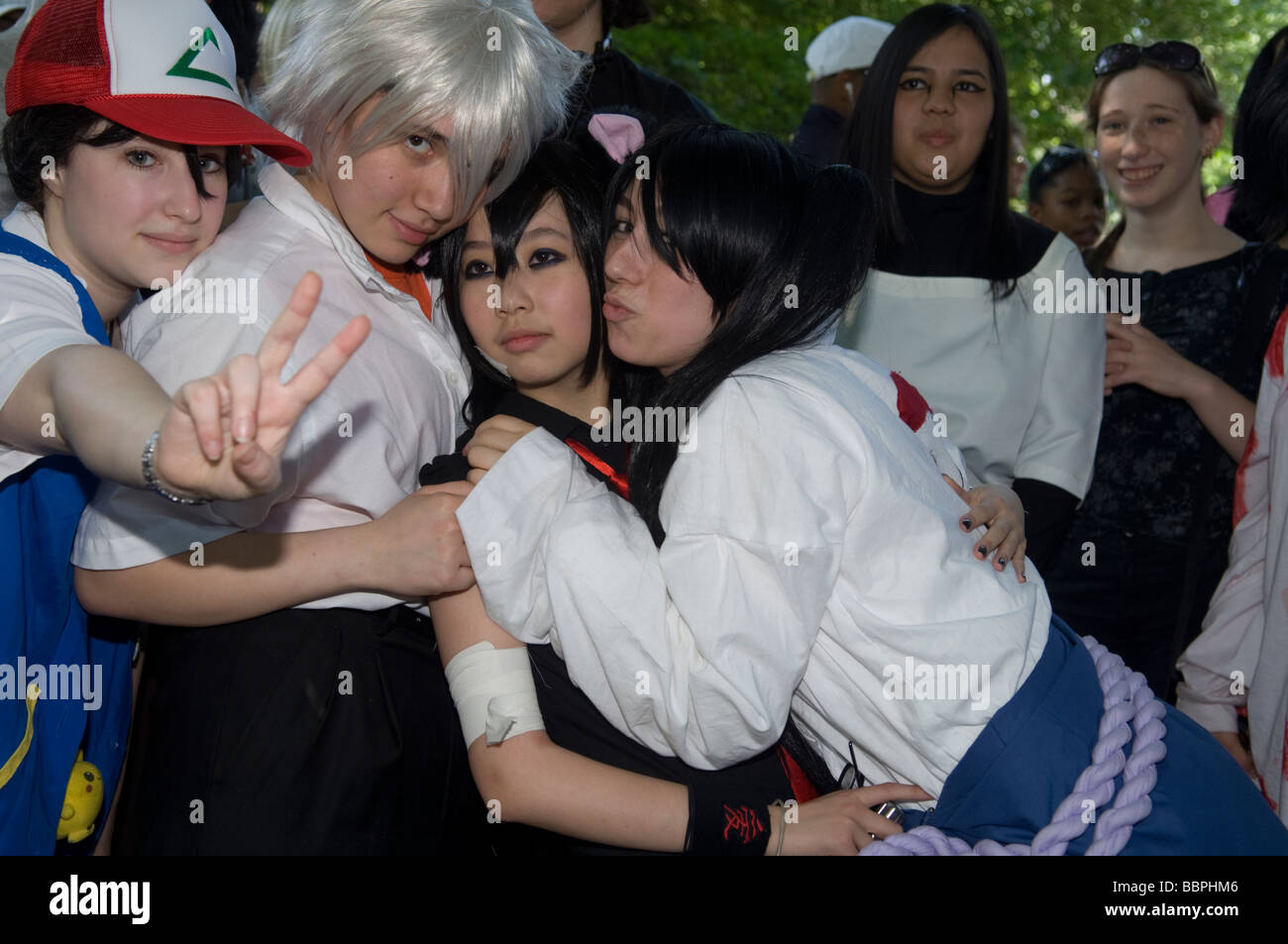 Les adolescents s'habiller comme leurs personnages préférés de manga comic books au cours de la troisième Journée annuelle de célébration du Japon Banque D'Images