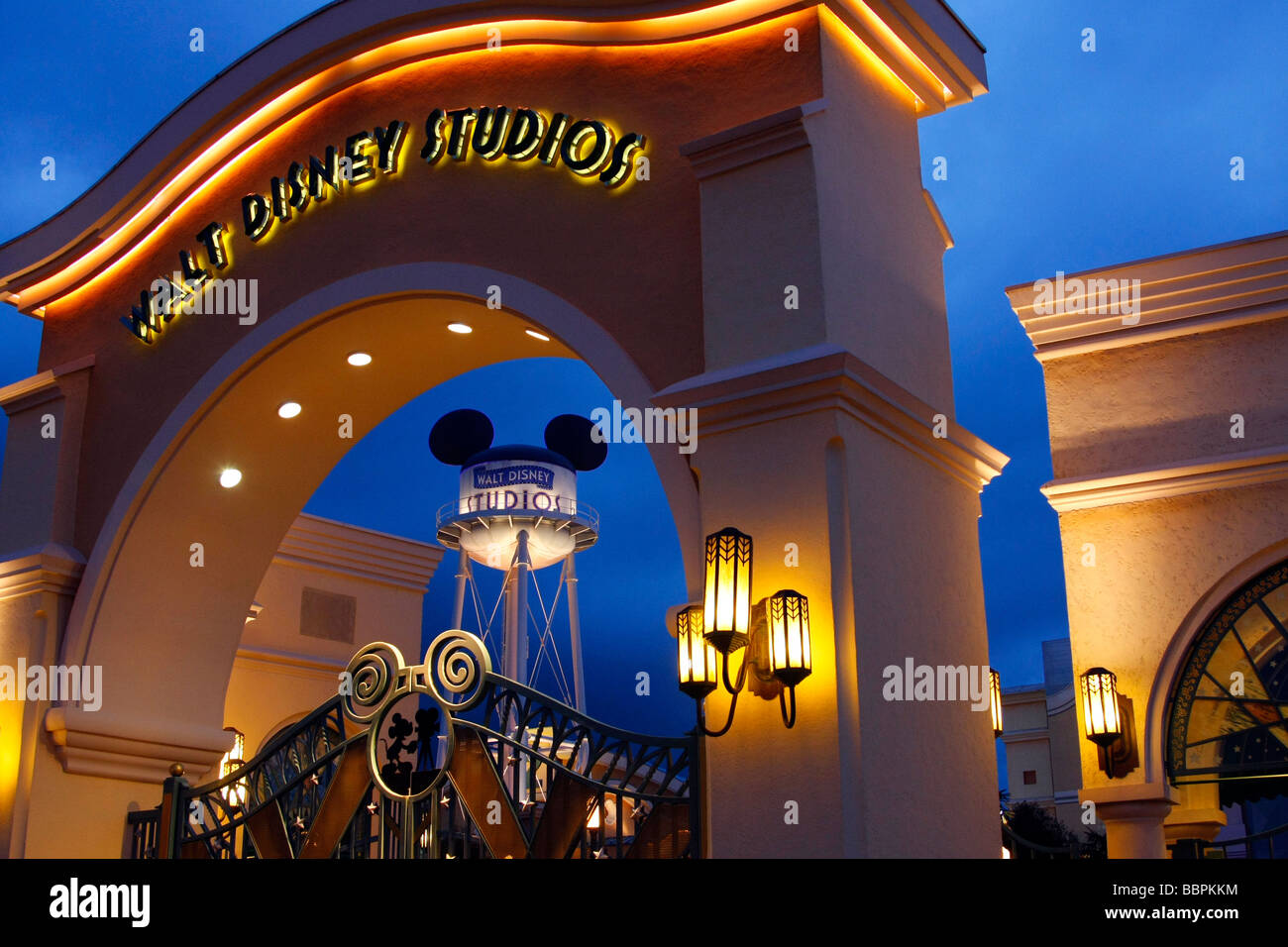 Entrée DU PARC D'Attractions Walt Disney Studios, DISNEYLAND PARIS