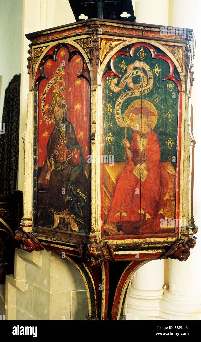 Chaire médiévale avec des peintures des quatre pays d'Amérique latine 4 docteurs de l'Eglise, Château d'Acre, l'East Anglia, Norfolk, Angleterre, Royaume-Uni Banque D'Images