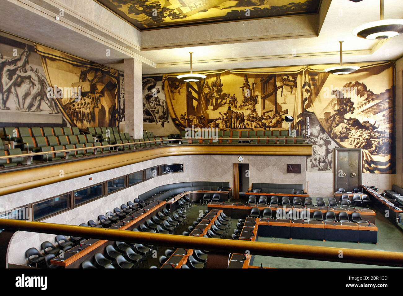 La salle du Conseil, décorée de fresques par JOSÉ MARIA SERT, PALAIS ...