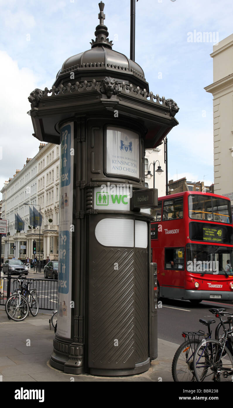 Toilettes publiques Gloucester Road Royal Borough de Kensington Chelsea Londres Banque D'Images