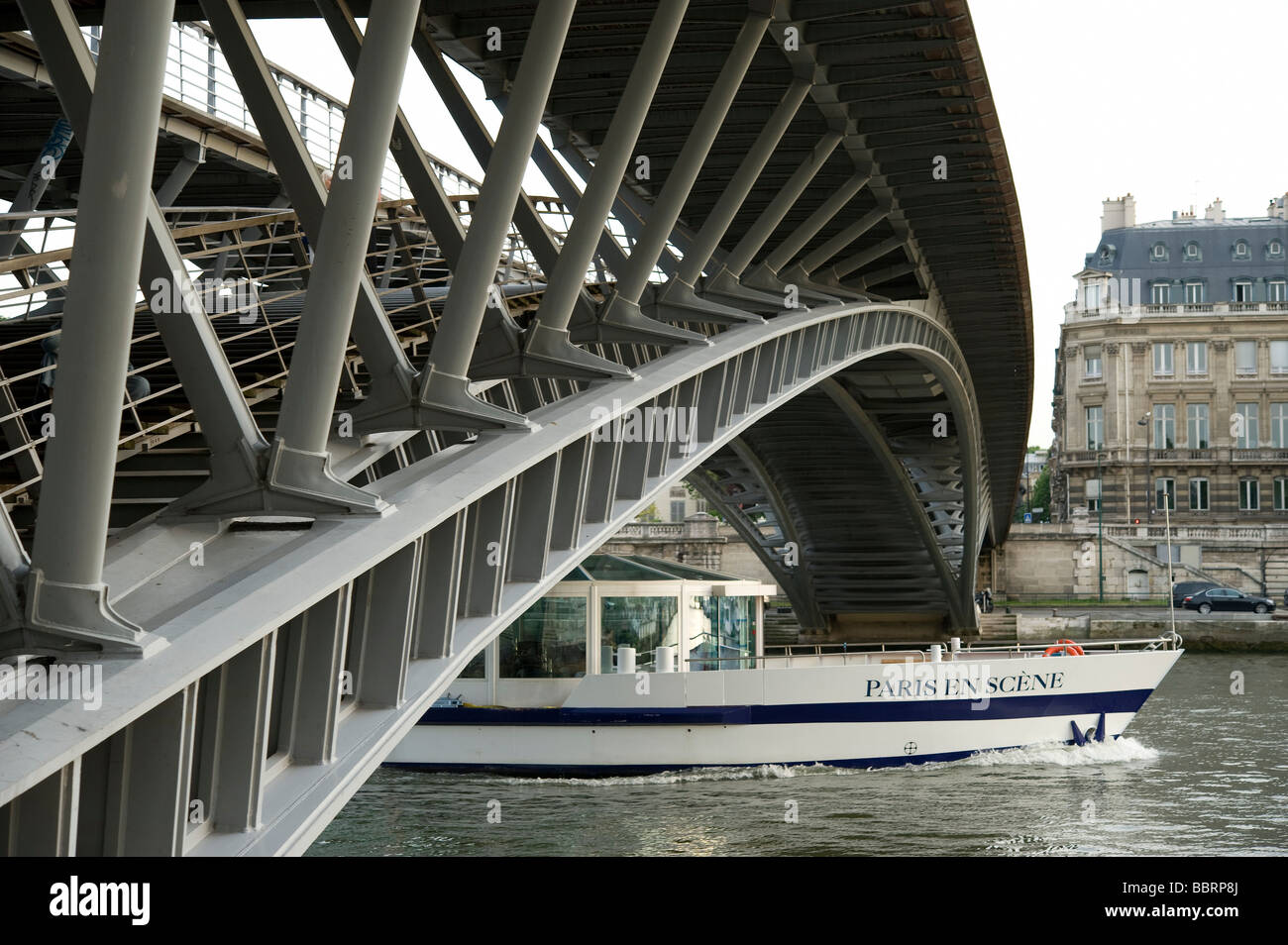 Paris Passerelle Léopold Sédar Senghor, Marc Mimram entre 1999 Musée d Orsay et Jardin des Tuileries Banque D'Images