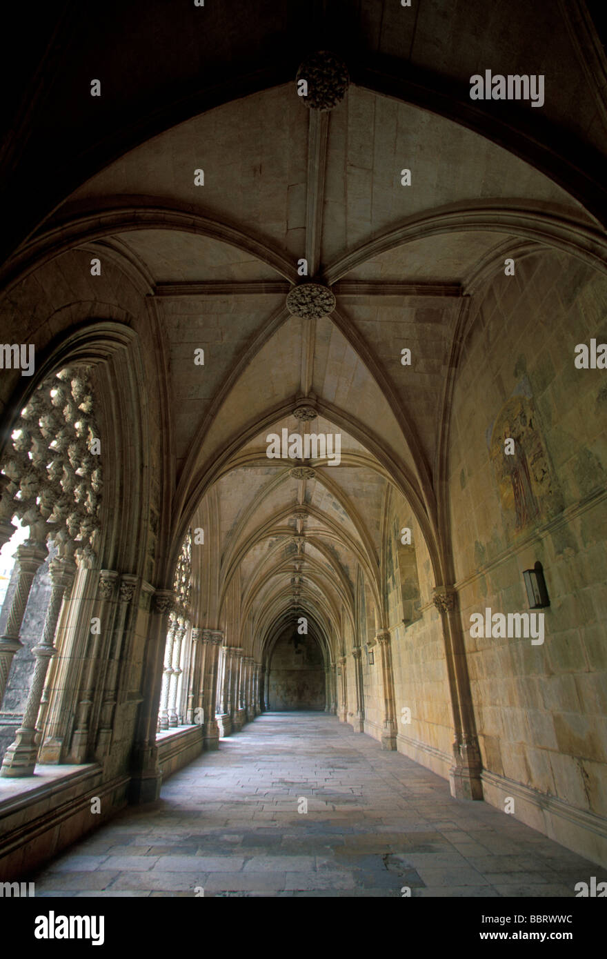 Plafond voûté, royal cloître, Monastère de Batalha, catholique romaine, Monastère de Batalha, district de Leiria, Portugal, Europe Banque D'Images