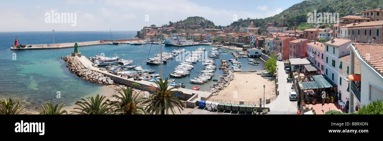 De Porto panorama cousus sur l'île de Giglio Giglio ou Isola del Giglio, Toscane Banque D'Images
