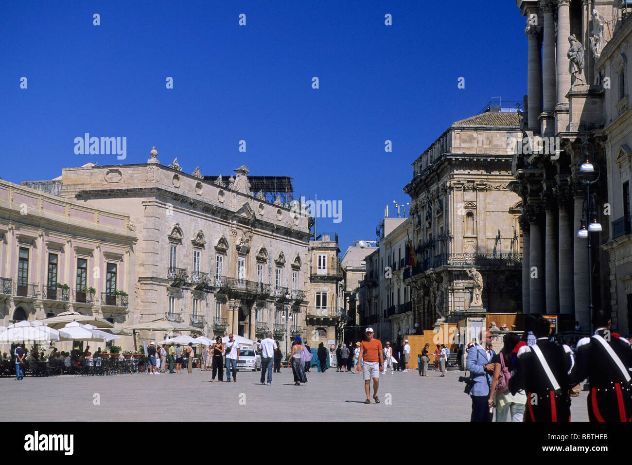 La place du Duomo, Syracuse, Sicile, Italie Banque D'Images