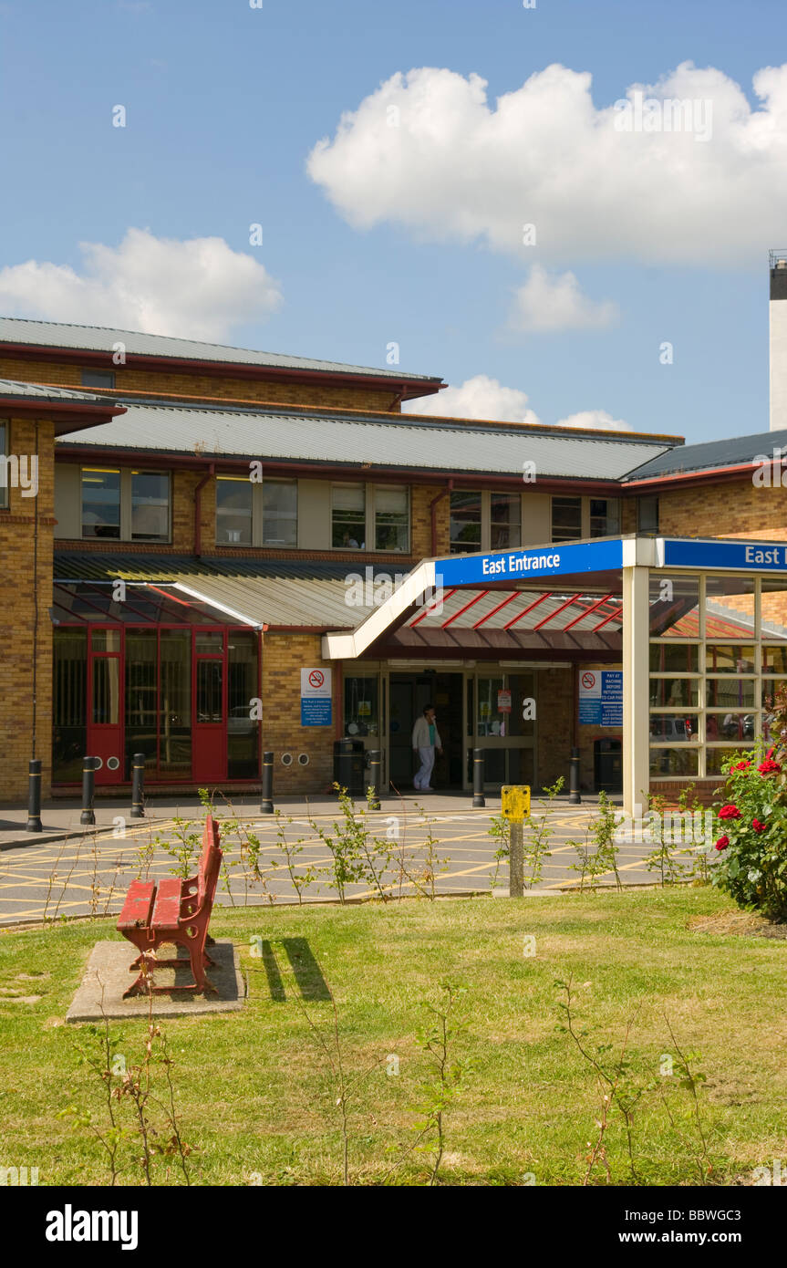 Entrée est de East Surrey Angleterre Redhill Hôpital NHS Banque D'Images