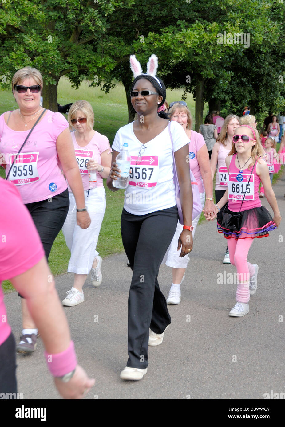 La race pour la vie Gloucester Park 2009 Basildon Essex Banque D'Images La race pour la vie Gloucester Park 2009 Basildon Essex Banque D'Images