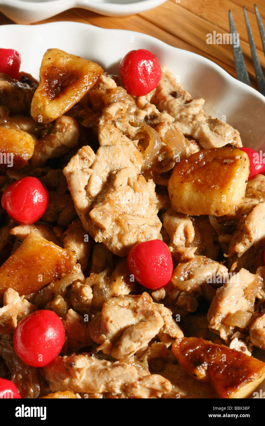 Khoresht-e Seib est un ragoût de viande aux pommes et fruits secs Banque D'Images