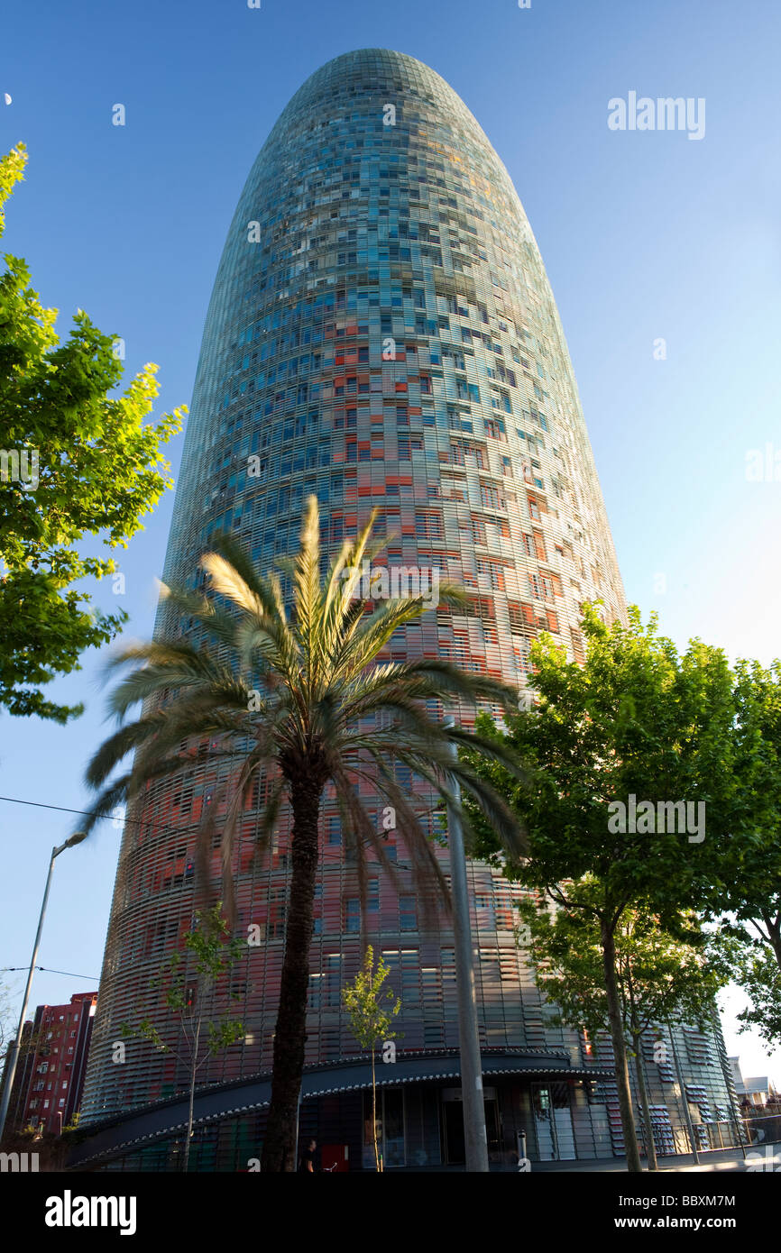 La Torre Agbar, immeuble de bureaux modernes, Barcelone Espagne Banque D'Images