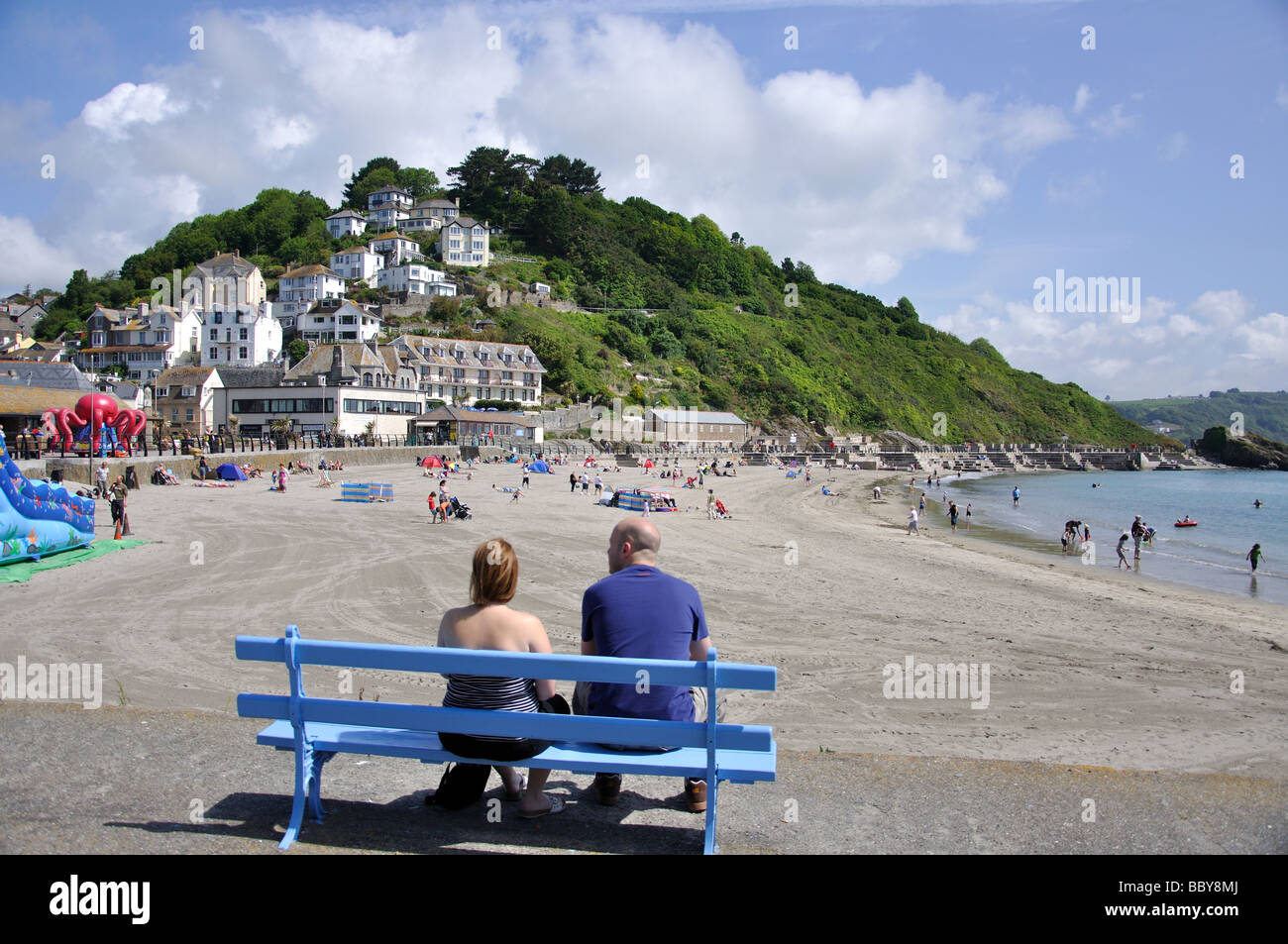 Vue sur la plage, Looe, Cornwall, Angleterre, Royaume-Uni Banque D'Images