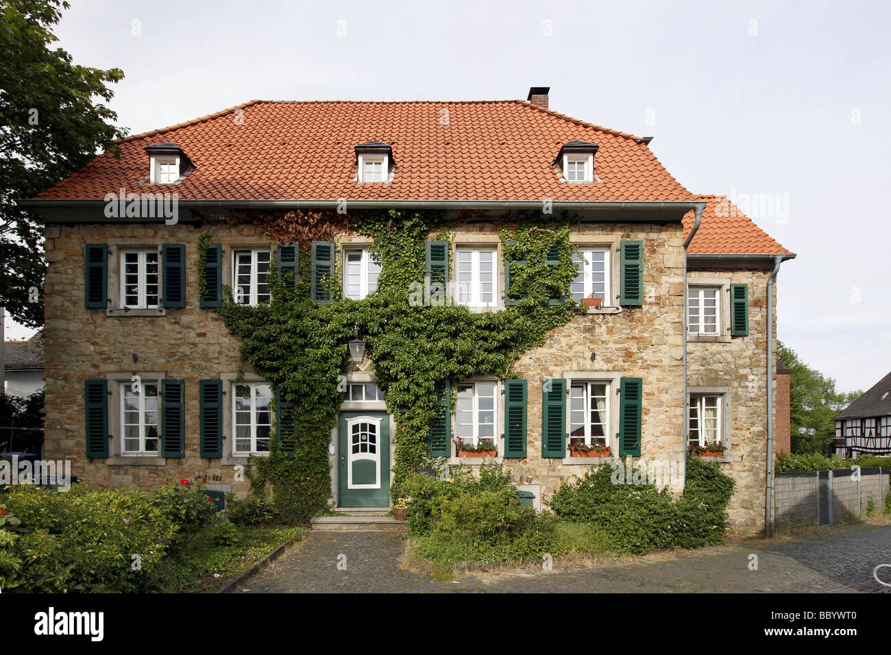 Bâtiment en pierre cassée, Bensberg Bergisch Gladbach, Rhénanie du Nord-Westphalie, Allemagne, Europe, Banque D'Images