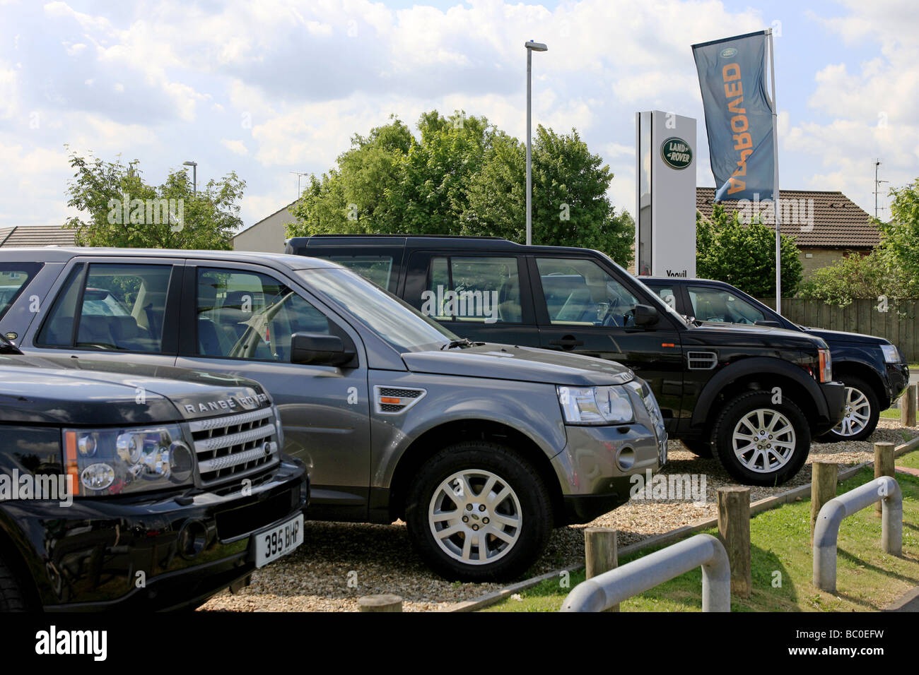 La Land Rover de voiture et avant-cour Banque D'Images