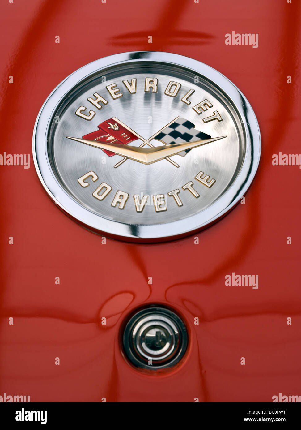 Sur l'Insignia 1957 Chevrolet Corvette trunk Banque D'Images