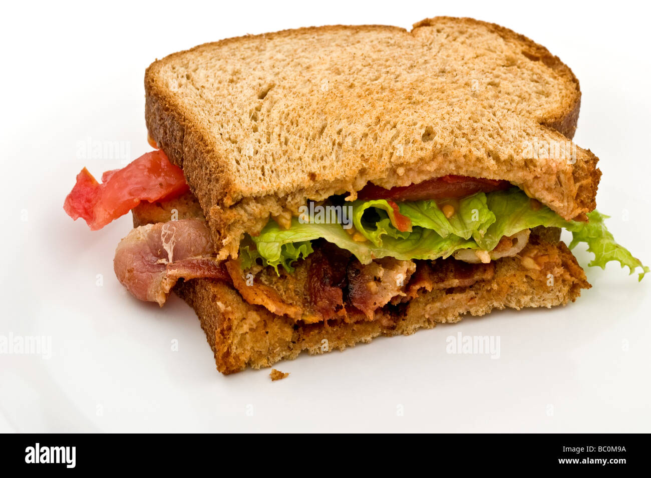 Bacon, laitue et tomate sandwich sur pain brun Banque D'Images