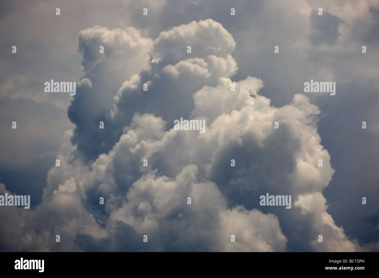 Les Cumulonimbus Banque D'Images