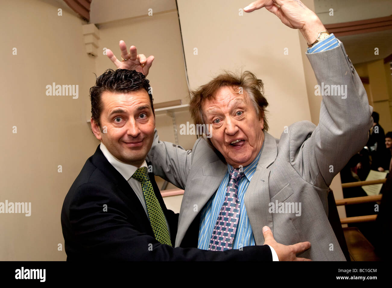 Comédien Acteur Ken Dodd avec Graham Bickley Banque D'Images