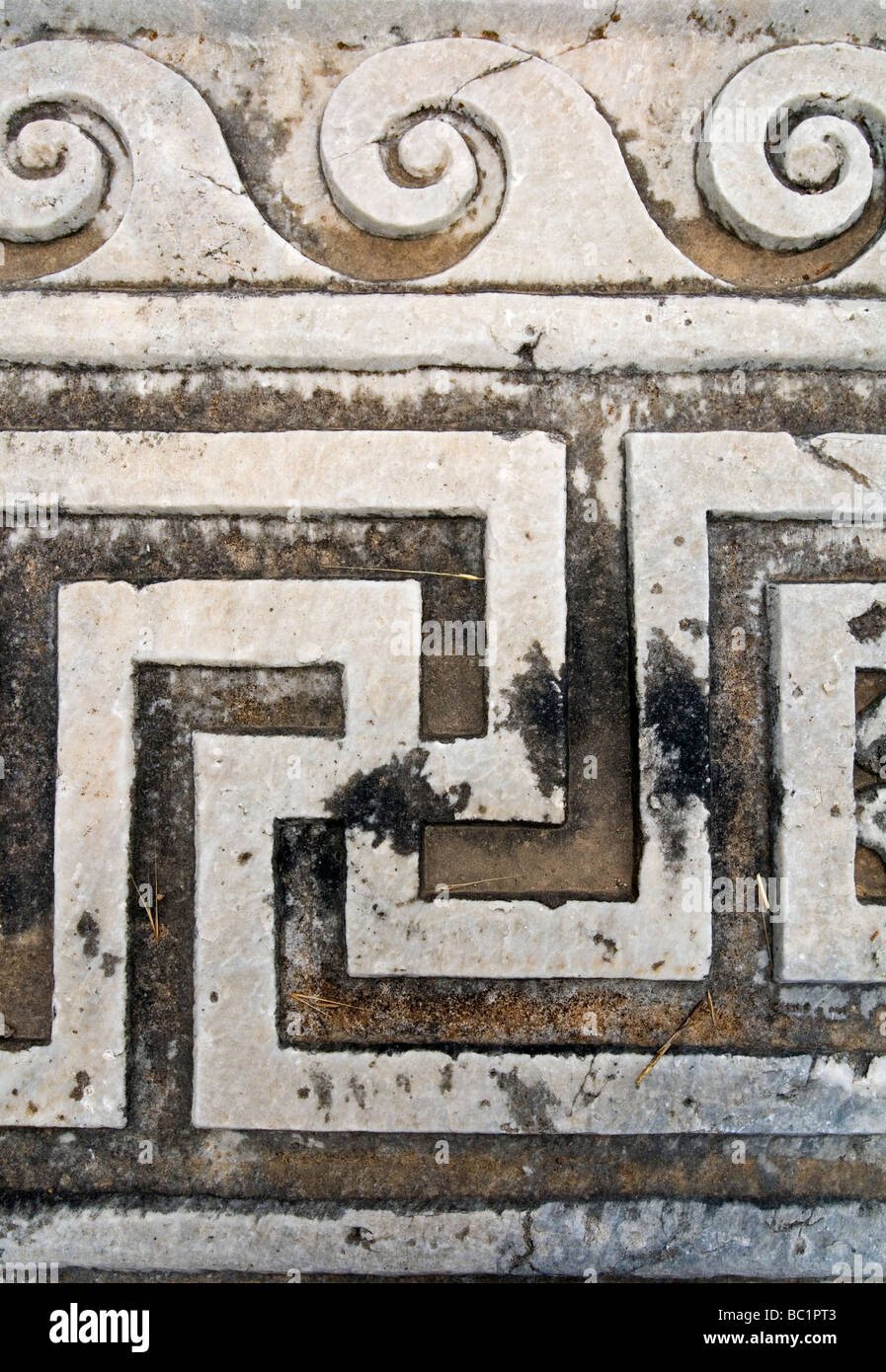 Détail de dessins ornementaux dans les ruines de l'Agora une ancienne ville grecque et romaine dans le Dodécanèse île de Kos en Grèce Banque D'Images