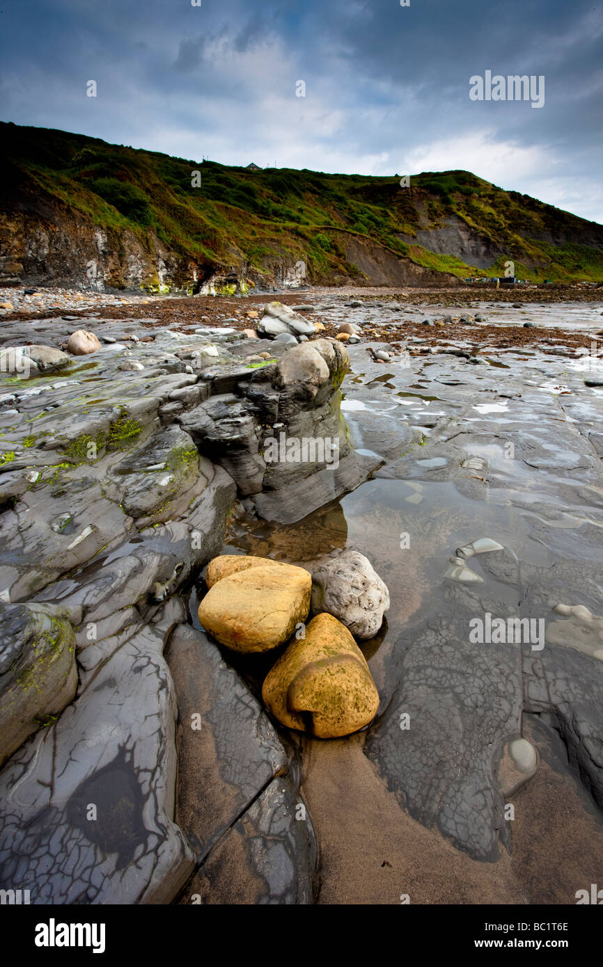 Mulgrave Port Rosedale falaises et Rosdale Wyke Yorkshire du Nord Côte entre patrimoine et Staithes Runswick Bay Banque D'Images