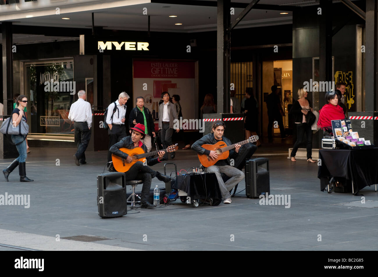 Les musiciens jouant sur Bourke Street Mall, Melbourne, Victoria, Australie Banque D'Images