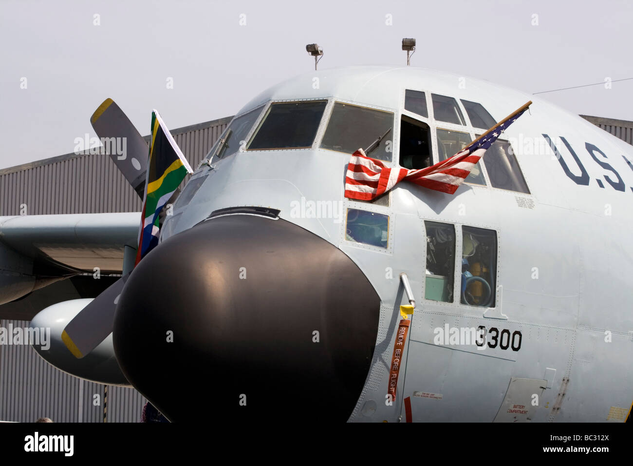 L'US Air Force un Lockheed C-130 Hercules avion turbopropulseur Banque D'Images