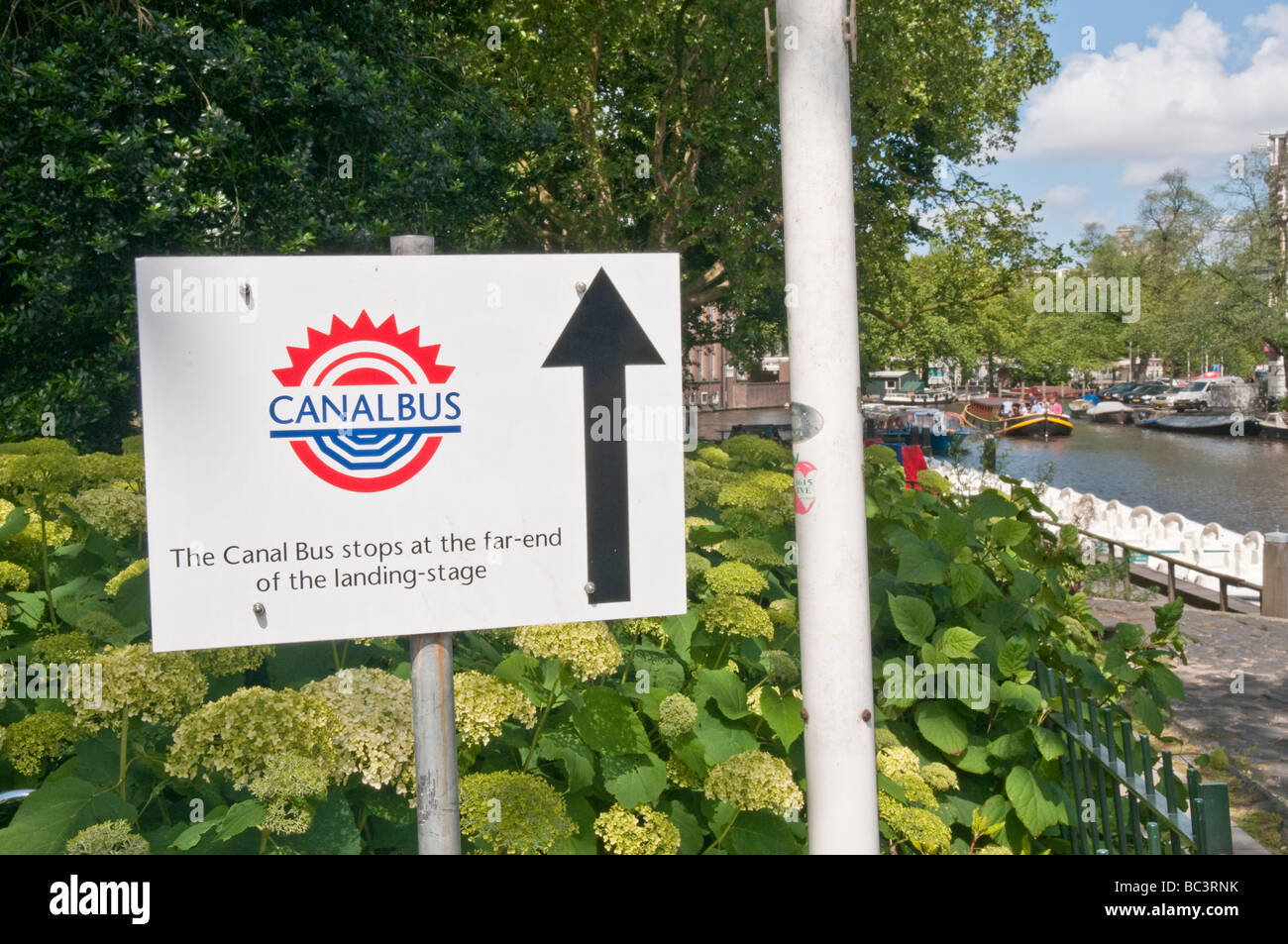 Direction pour le canal bus, Amsterdam Banque D'Images