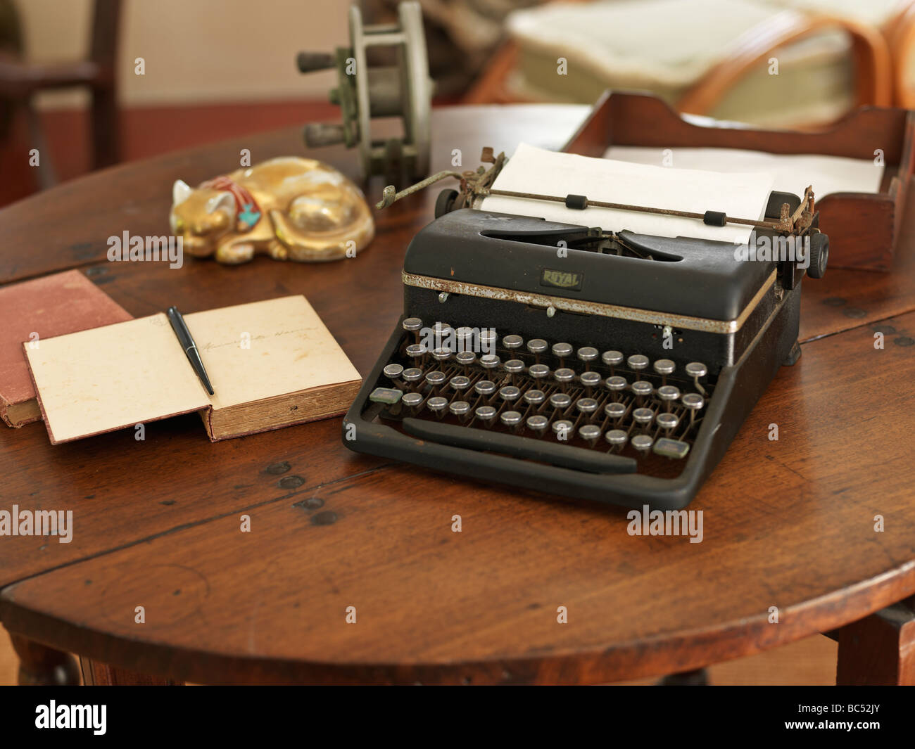 USA, Floride, Key West, Ernest Hemingway House,étude et studio avec sa machine à écrire Royal Banque D'Images
