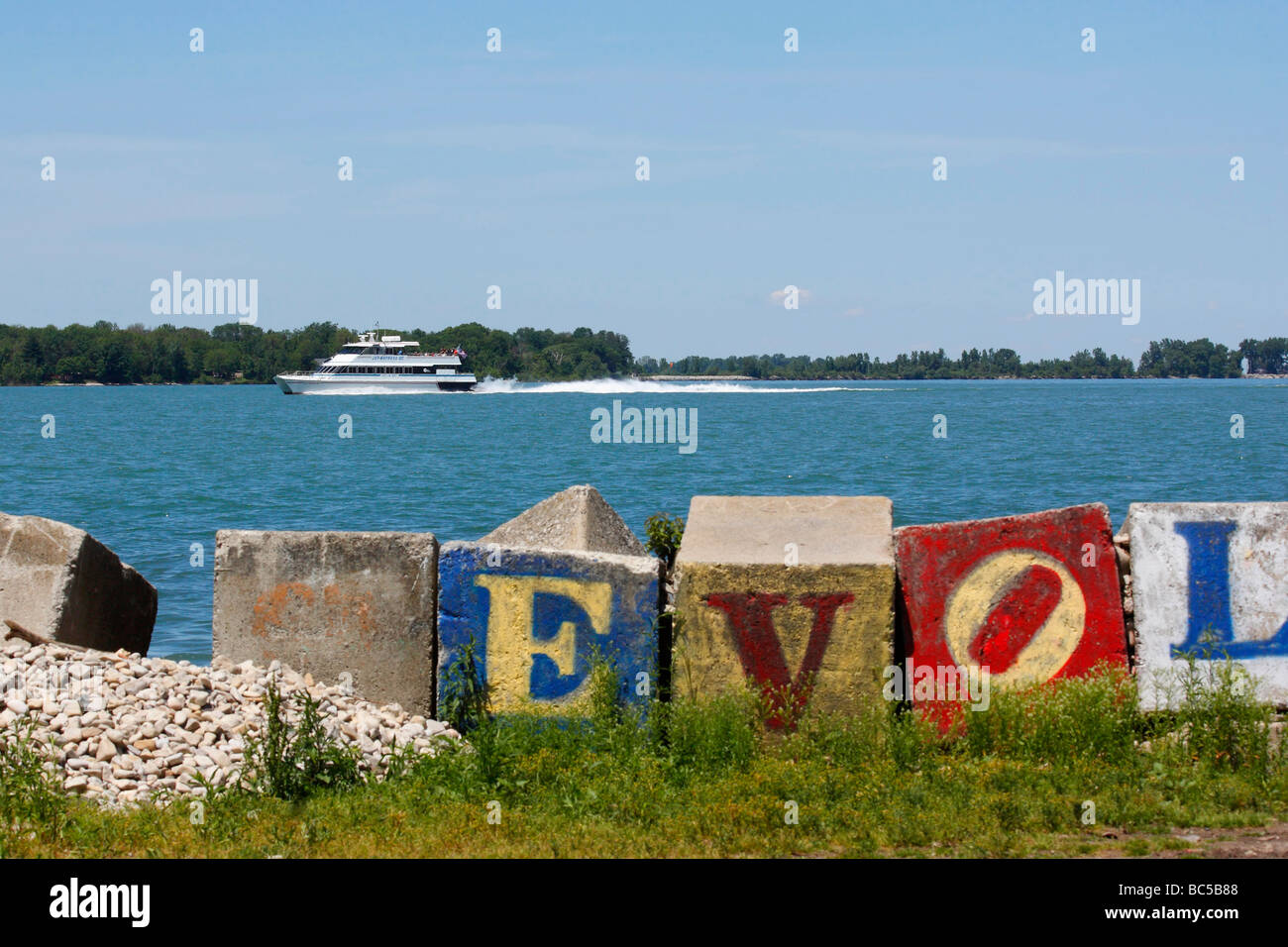 Un Ferry boat naviguant sur l'île du lac Érié mis dans Bay Ohio USA Great Lakes photographie au-dessus du haut vue horizontale haute résolution Banque D'Images