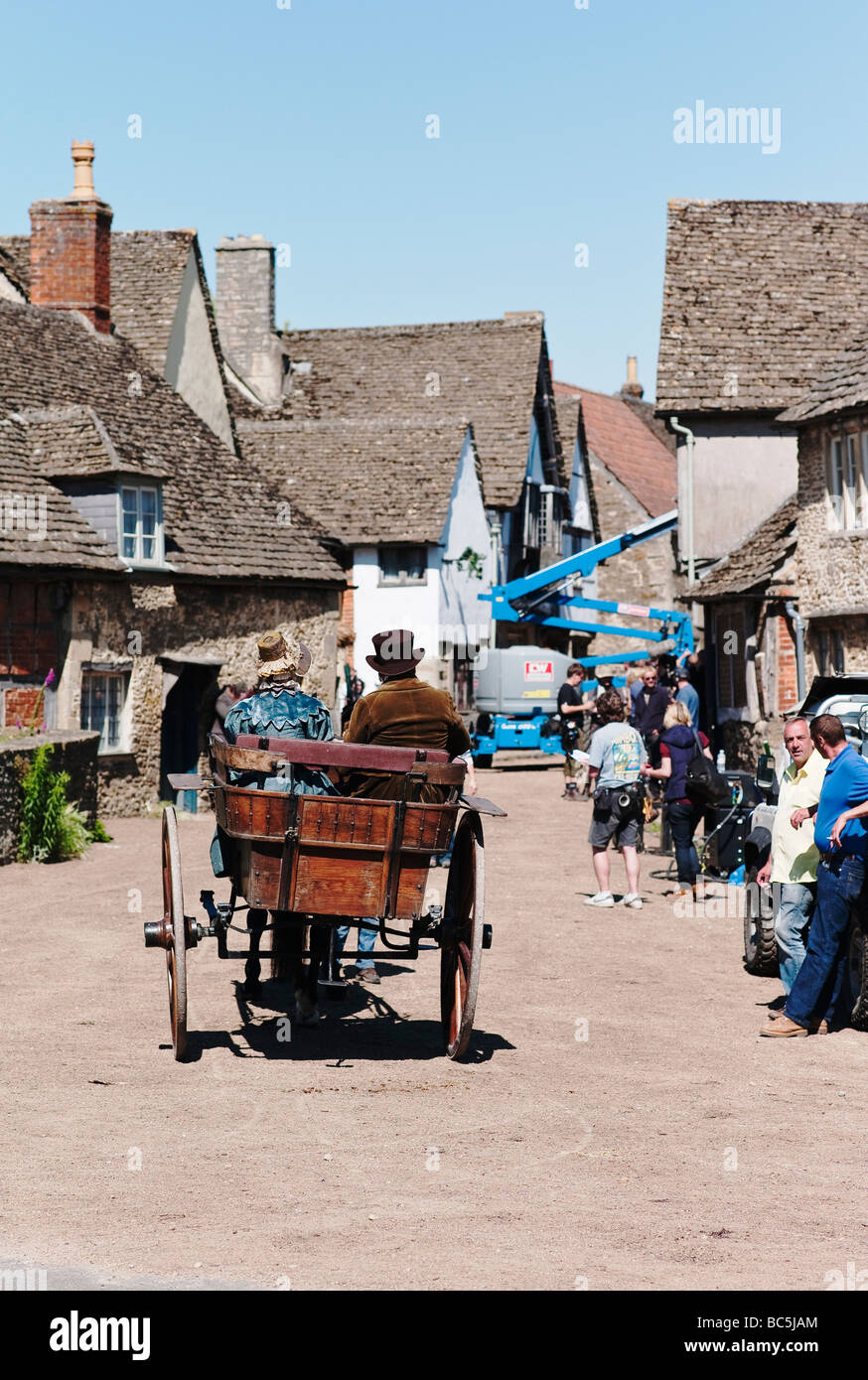 Prêt pour le tournage d'une balle dans une période de BBC TV Drama Cranford en juin 2009 Lacock Banque D'Images