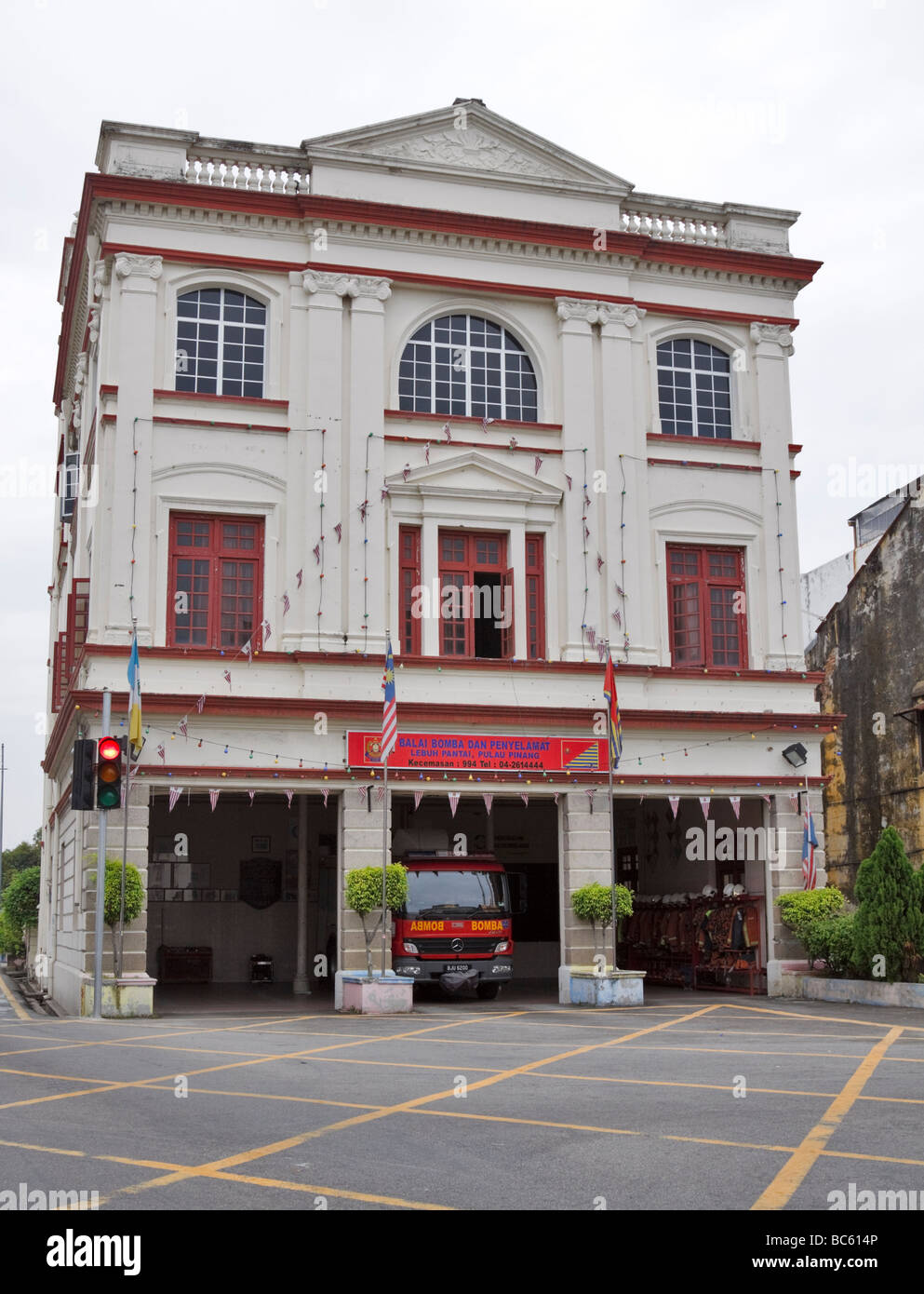 Caserne centrale, Georgetown, Penang, Malaisie. Construit en 1908 et toujours en opération. Banque D'Images