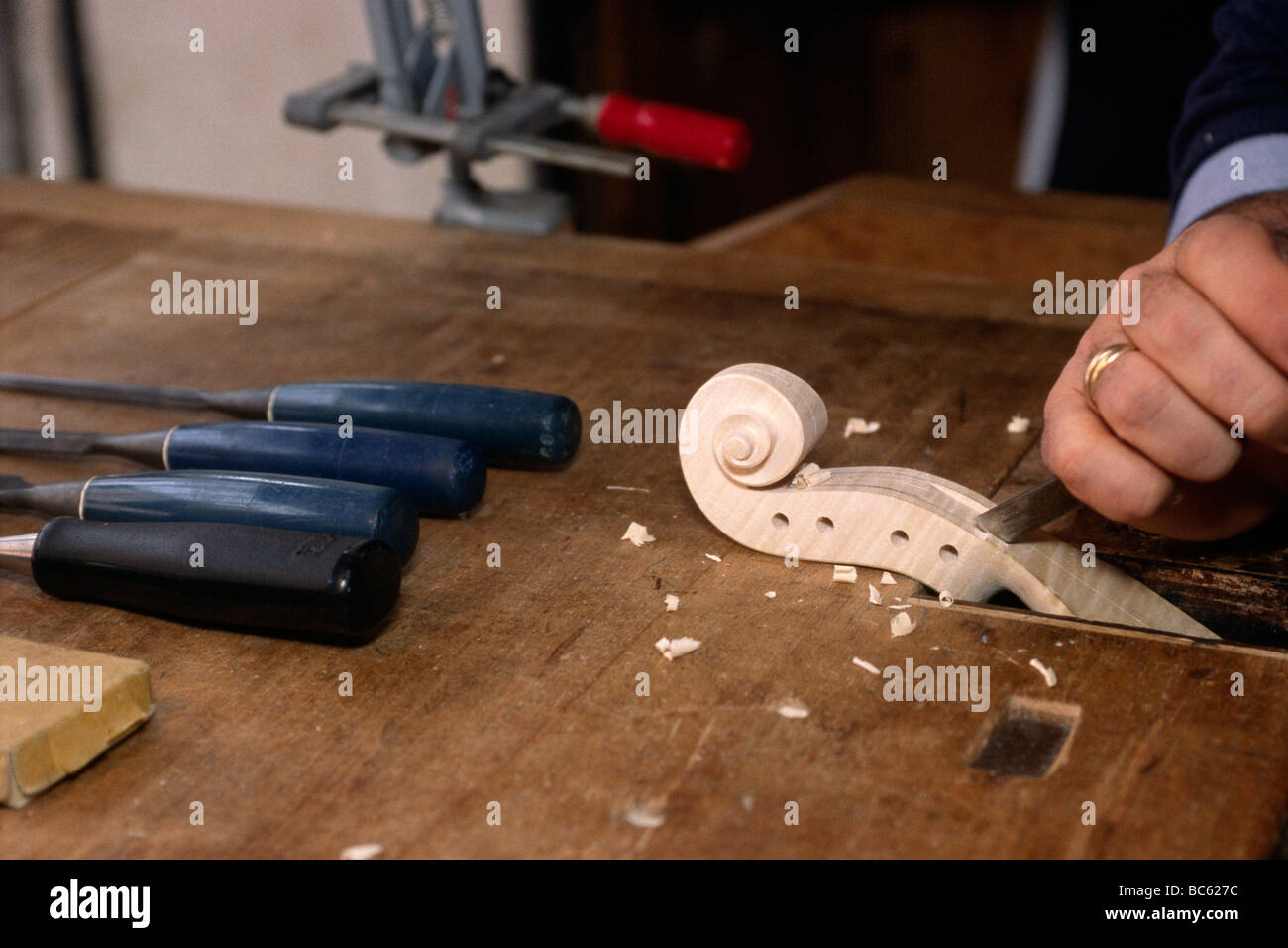 Italie, Lombardie, Crémone, violoniste, gros plan Banque D'Images