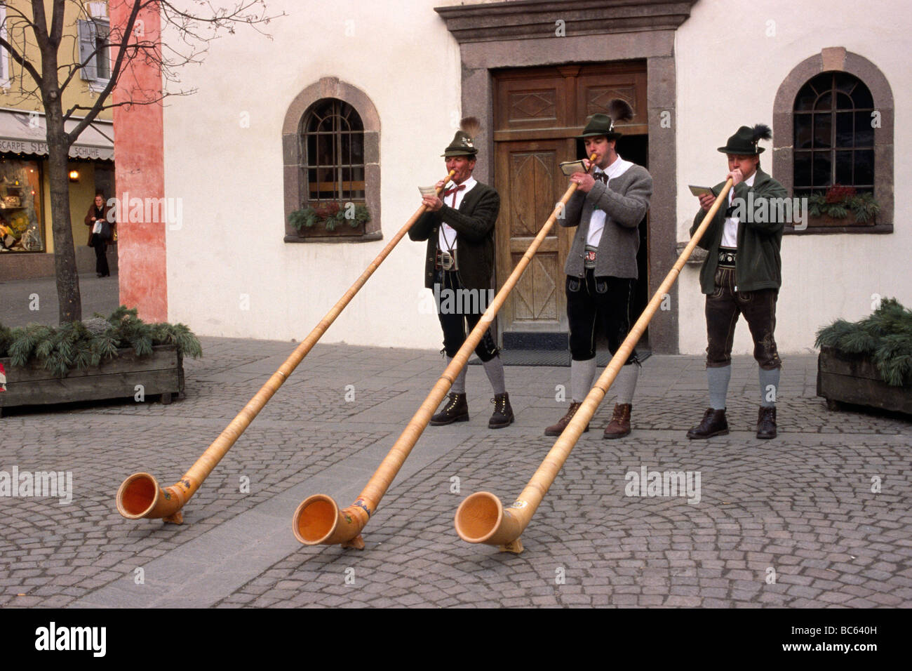 Italie, Tyrol du Sud, Dolomites, Val Gardena, Ortisei St Ulrich, cornes alpines Banque D'Images