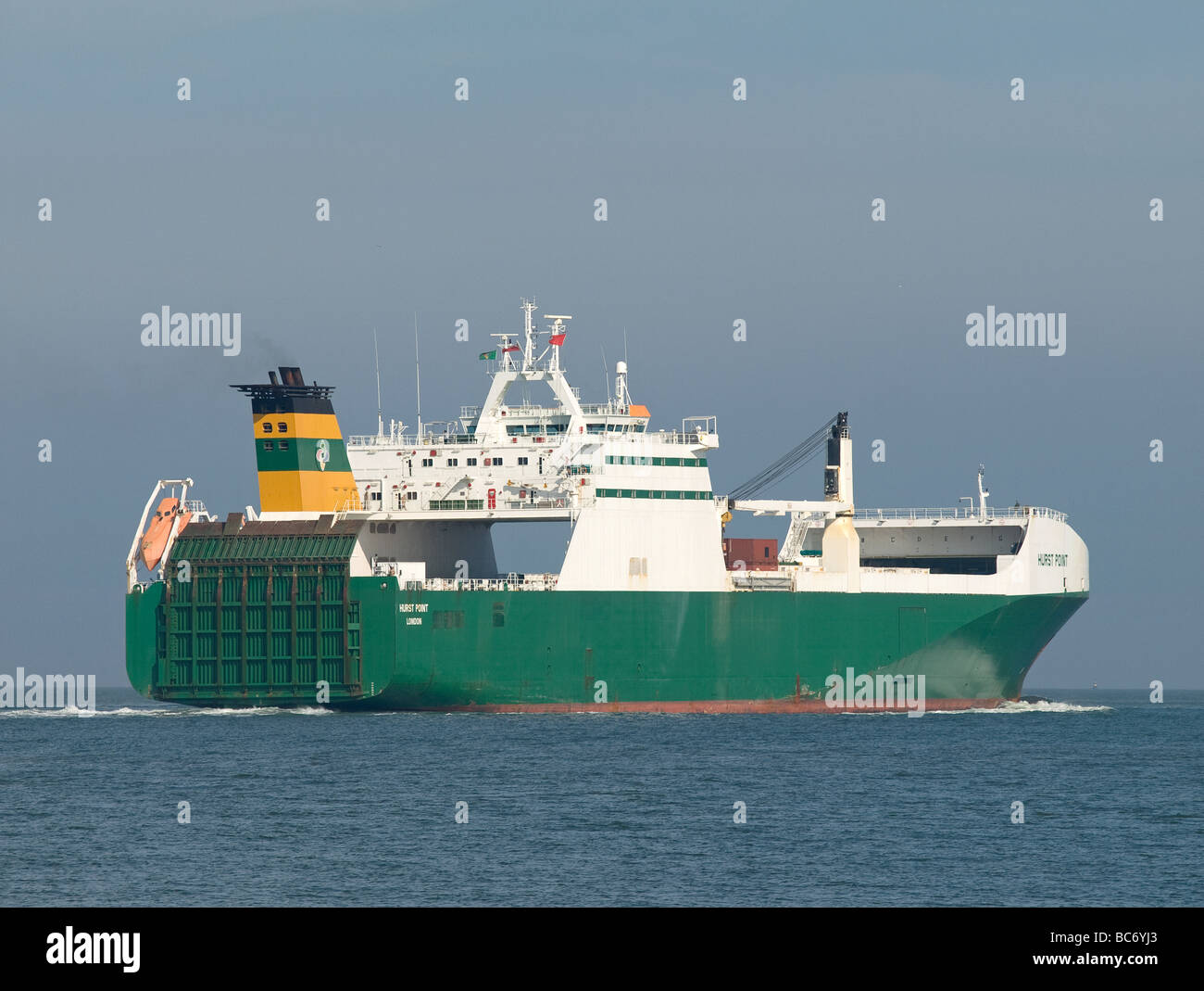 Roll-On Roll-Off ship Hurst Point quitter Southampton UK Banque D'Images