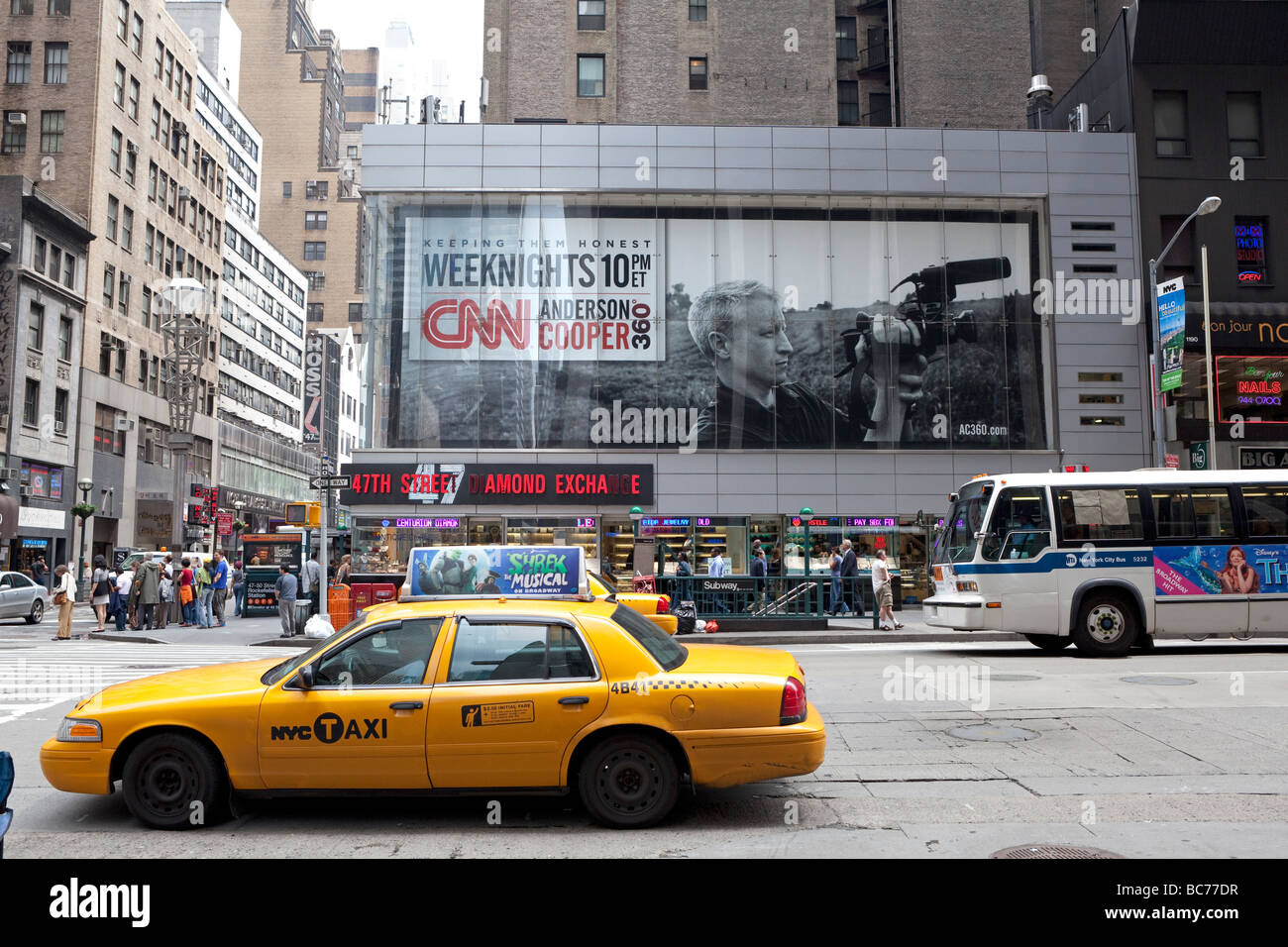 Trafic et publicité à NEW YORK Banque D'Images