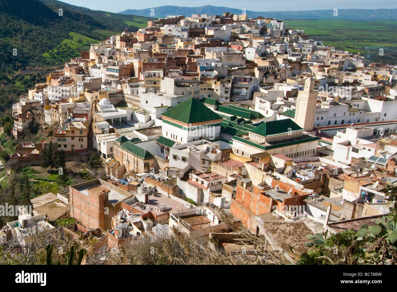 Village de Moulay Idriss Zerhoun ou au Maroc Banque D'Images