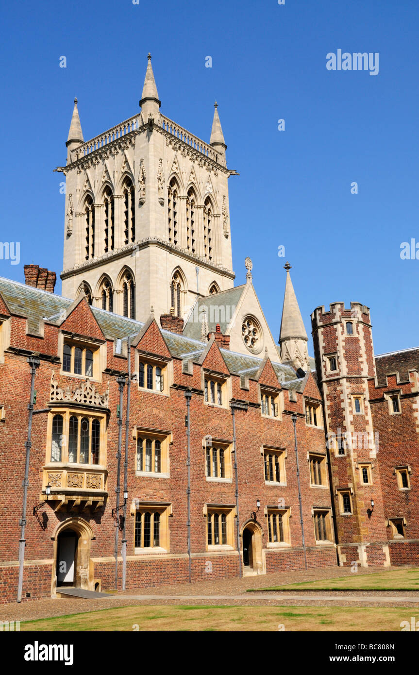 Deuxième cour et la chapelle de St John's College de Cambridge Angleterre UK Banque D'Images