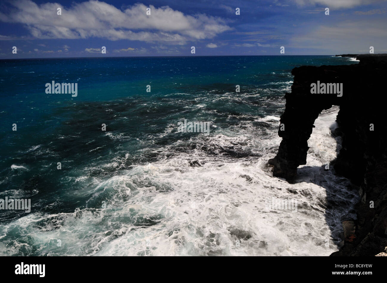 Passage de la mer, Hawaii Volcanoes National Park, California, USA. Banque D'Images