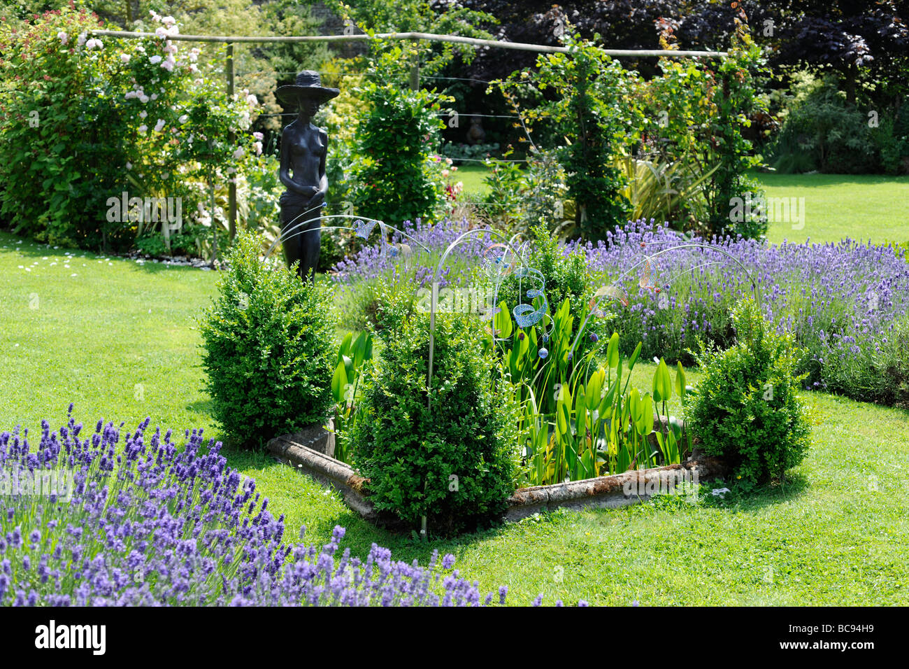 Jardin Anglais aménagé en parc Swan Mews, Somerset, UK Banque D'Images