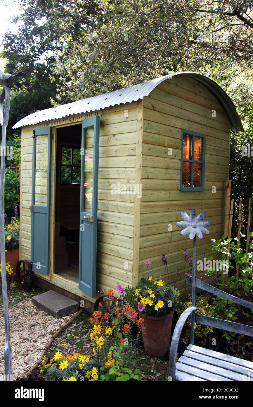 Abri de jardin cabane de bergers Christopher Lisney Jardin ornements de Chelsea Flower Show 2009 Banque D'Images