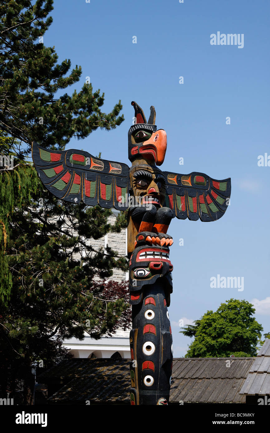 Totem en Thunderbird Park dans l'île de Vancouver Victoria Kanada Banque D'Images