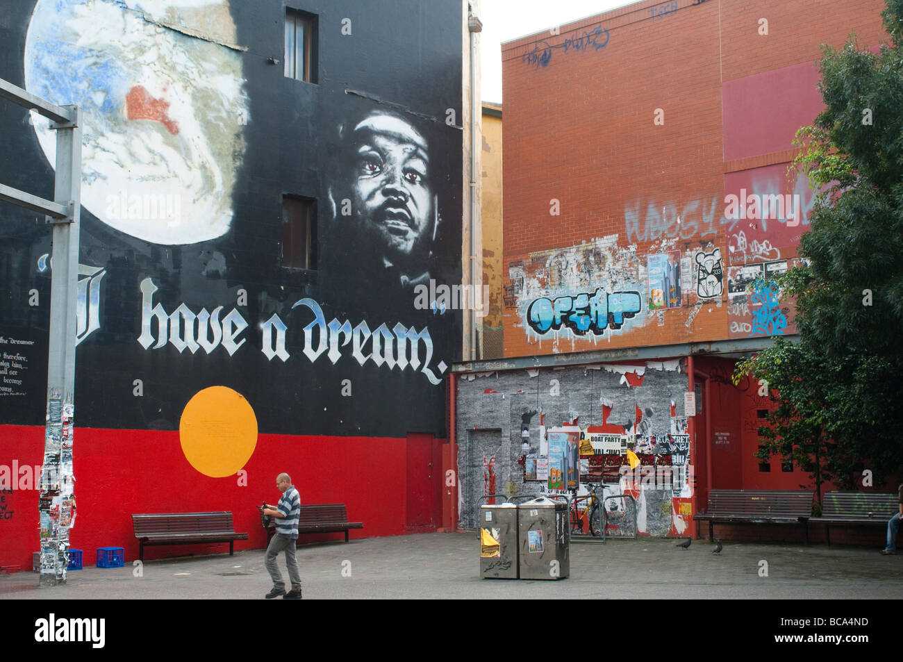 J'ai un rêve et Autochtones murale du pavillon sur la rue King, Newtown, Sydney, NSW Australie Banque D'Images