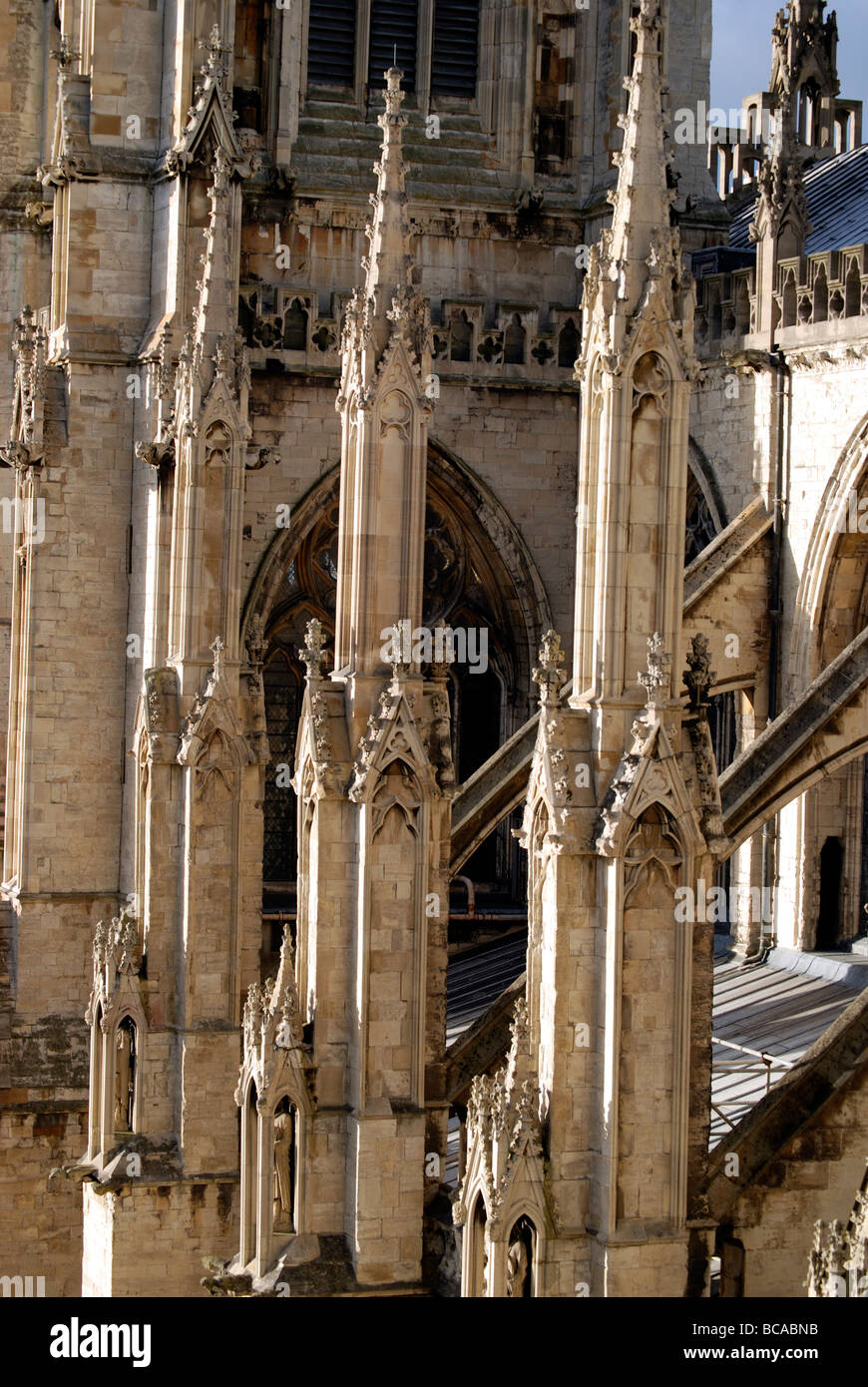 Les arcs-boutants à York Minster Banque D'Images