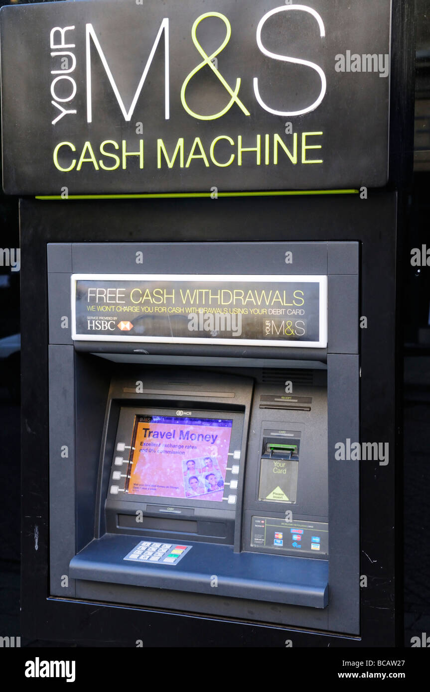Marks and Spencer distributeur automatique de billets en Angleterre Cambridge UK Banque D'Images